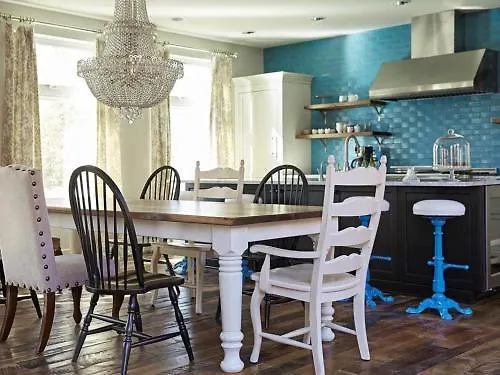 Bespoke Inn Scottsdale